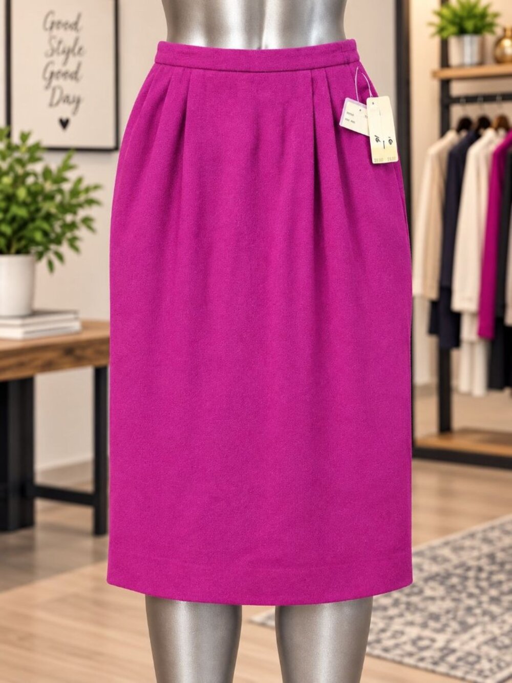 Vintage 80s Wool Crepe Pencil Skirt 16 Magenta Vibrant Office Preppy Dopamine
